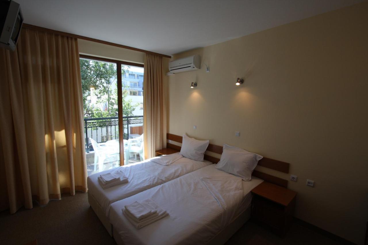 Family Hotel Deykin Sunny Beach Eksteriør billede