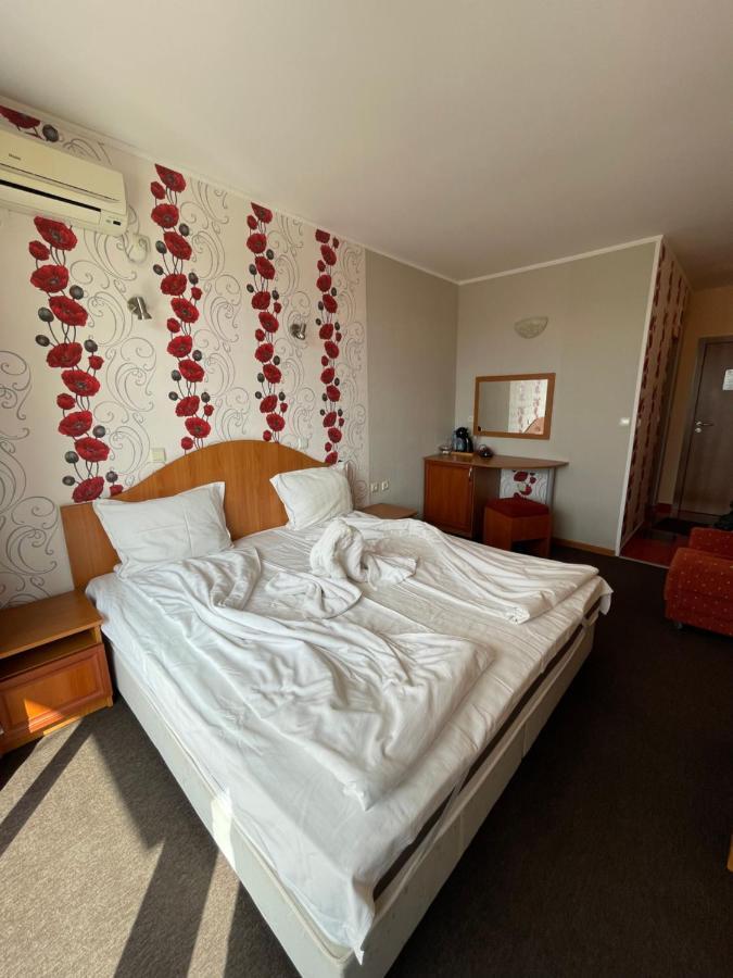 Family Hotel Deykin Sunny Beach Eksteriør billede