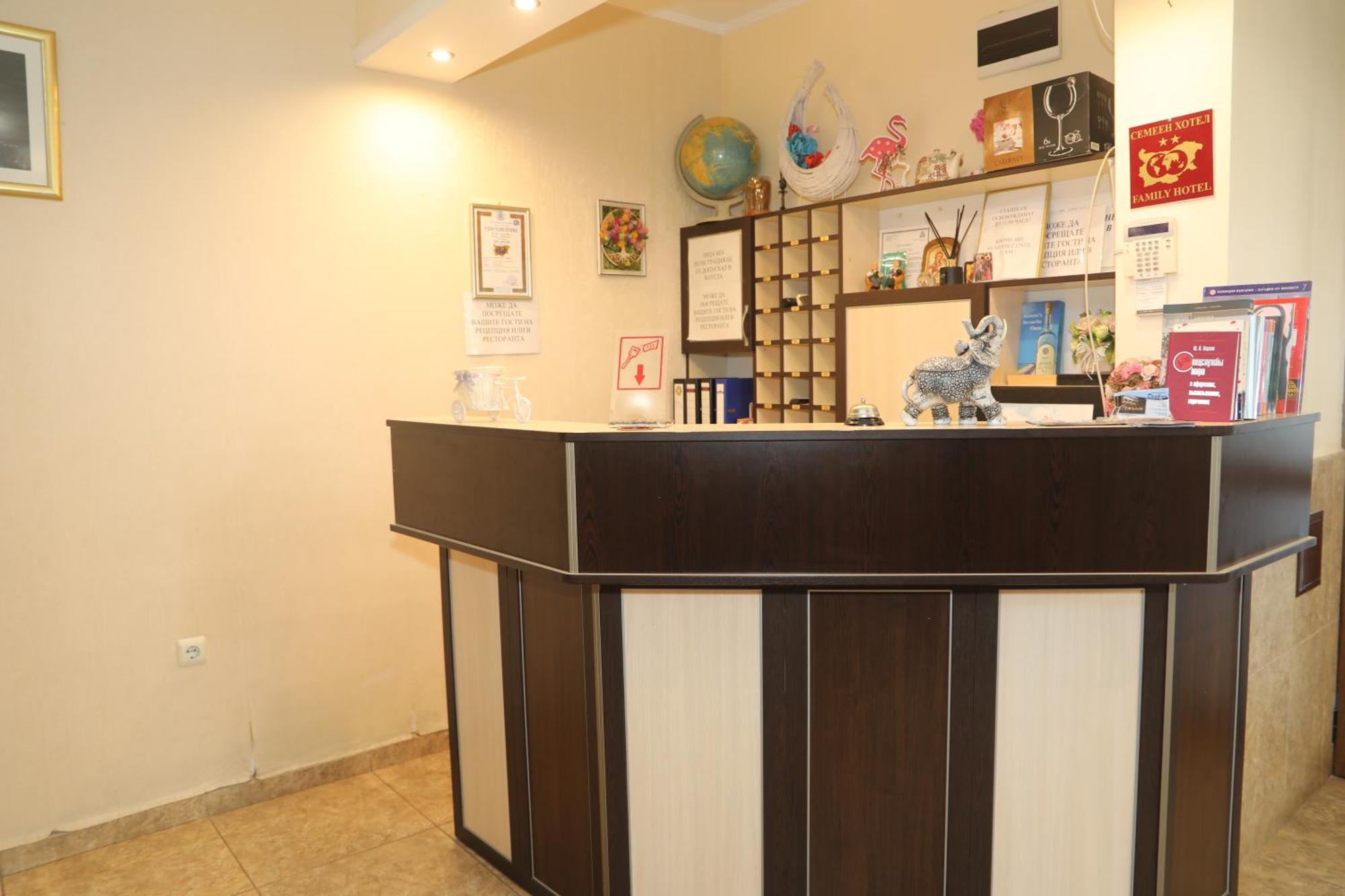 Family Hotel Deykin Sunny Beach Eksteriør billede