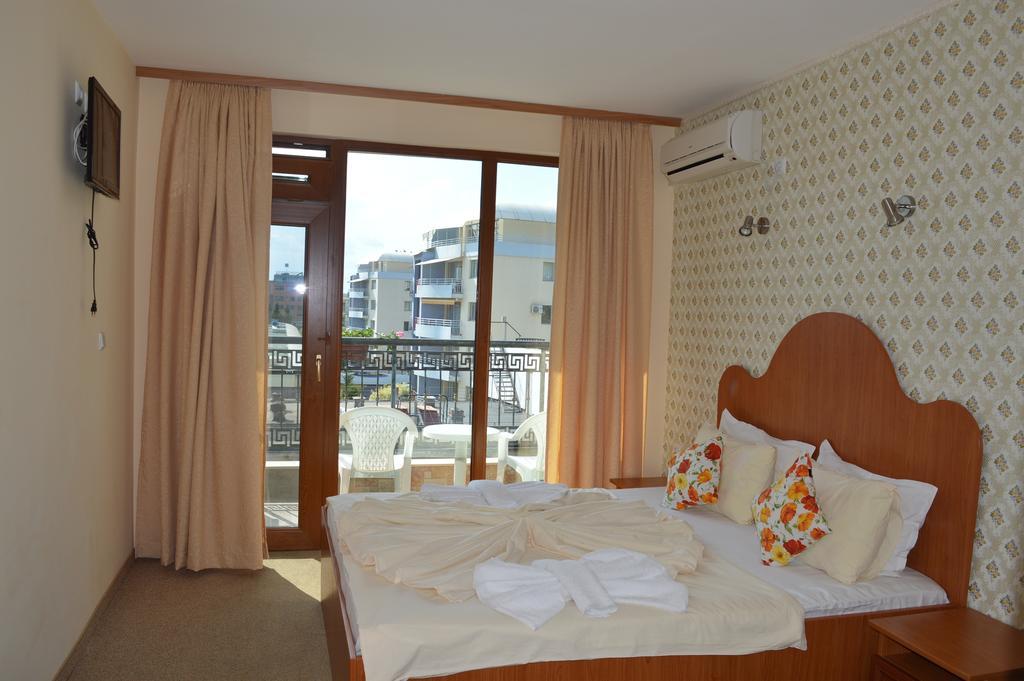 Family Hotel Deykin Sunny Beach Eksteriør billede